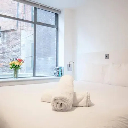 Superhost: Luxury Deansgate Townhouse Holiday home Manchester