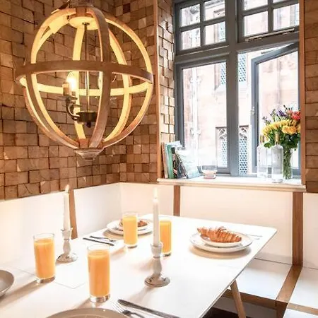 Superhost: Luxury Deansgate Townhouse Holiday home *