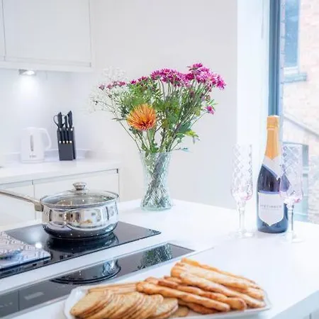Superhost: Luxury Deansgate Townhouse * マンチェスター