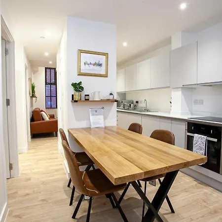 Daire Super 2 Bed Close To Victoria Station Manchester