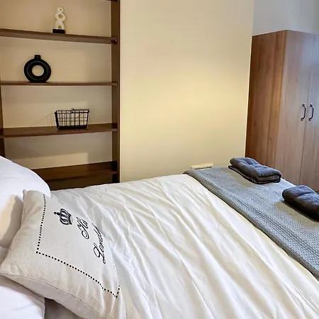 Homely 4-bedroom House 3* Manchester