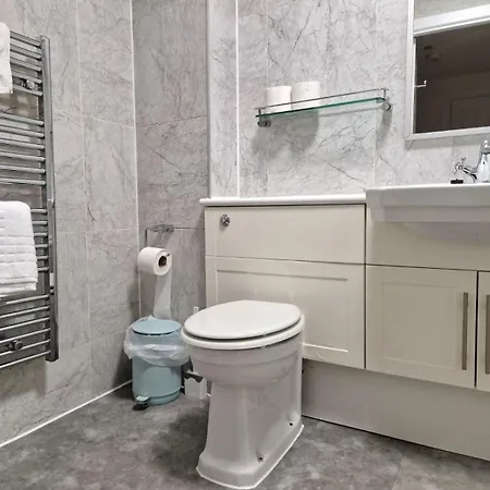 1 Bed Northern Quarter Flat Tib Street