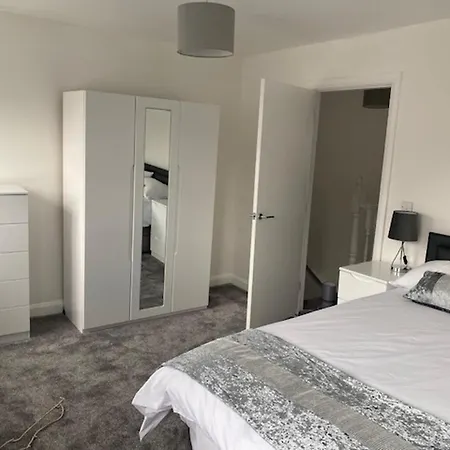 Sleeps5-netflix-parkg-near Center Etihad Semesterbostad *