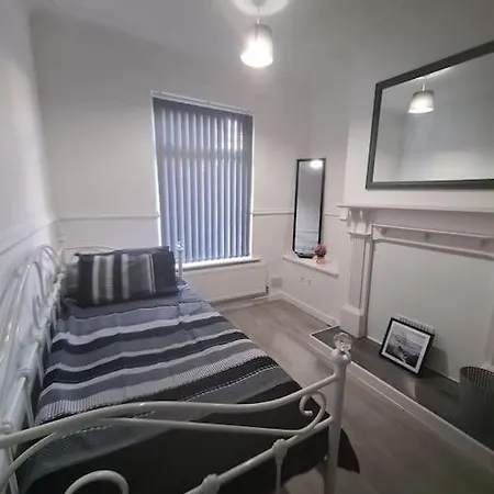 From Appartement