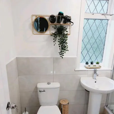 Cozy 3 Bedroom Close To Town Appartement Manchester