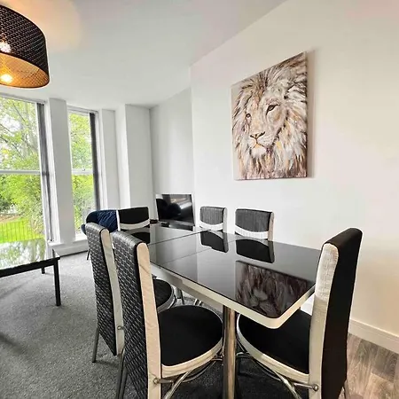 Apartmán Free Parking - Cosy 2-br Flat Near Salford Royal Manchester
