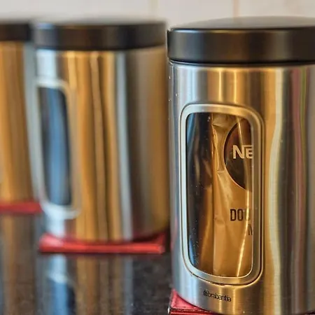 Bespoke Salford Quays - Garden, Wifi And Parking * マンチェスター