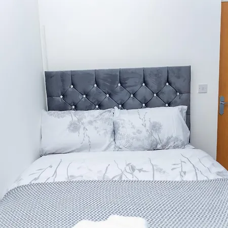 Caasi Gorton Feriehus Manchester