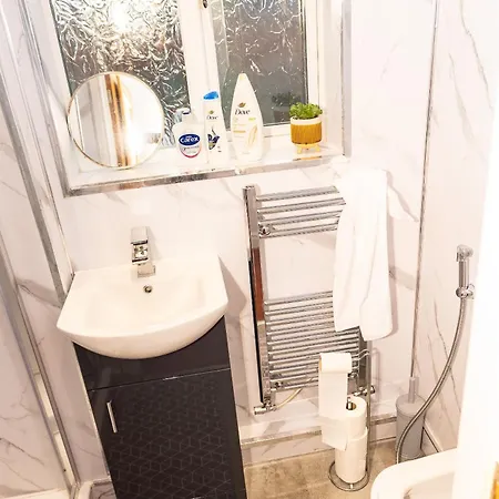 Caasi Gorton بيت للعطل مانشستر