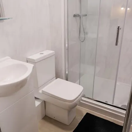 Modern Flat Old Trafford