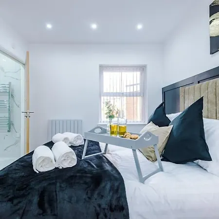 Heart Of Didsbury Luxury 2 Bed By Hass Haus Manchester