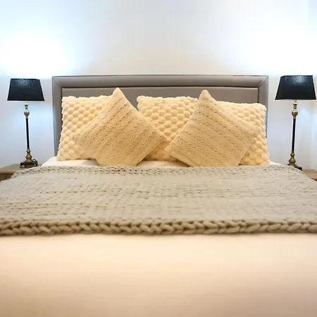 Appartamento Penthouse Perfect For Couples - By Ao Arena - Pass The Keys