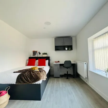 アパート Chic Hideaway: Modern Studio In Stretford マンチェスター