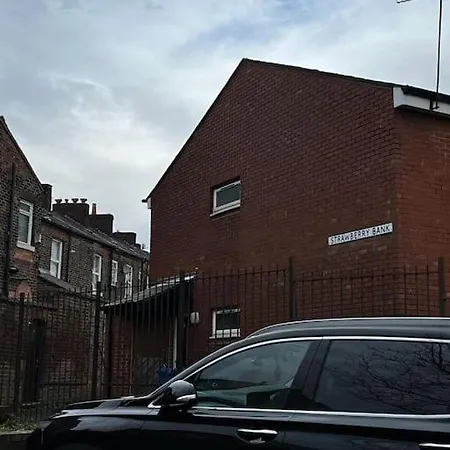 Salford 2-bed - Near Uni & Mcr Centre *