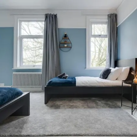 Elegant From Manchester