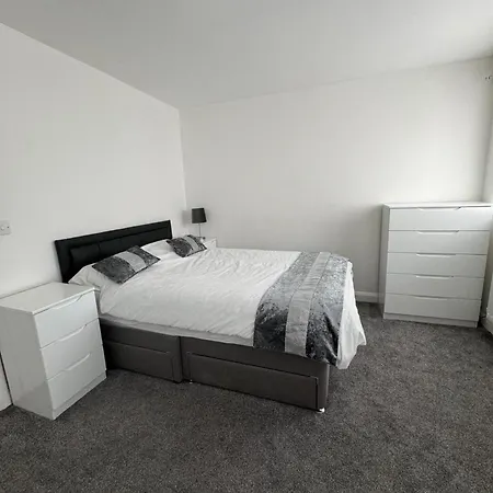 Semesterbostad Sleeps5-netflix-parkg-near Center Etihad
