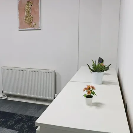 Ao Arenas Place شقة مانشستر