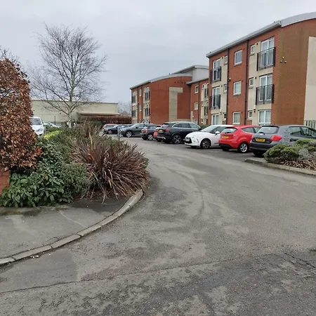 New 2 Bedroom In - Stretford - Old Trafford Close To Football-cricket Ground & Centre *