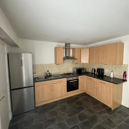 Sleeps5-netflix-parking-near Centre-etihad-coop Live 펜션 맨체스터