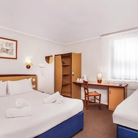 Campanile Hotel