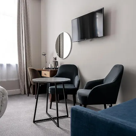 Hotel Trafford Hall Manchester, Trademark Collection By Wyndham