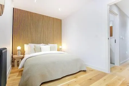 펜션 Townhaus West By The Heim Residences 맨체스터