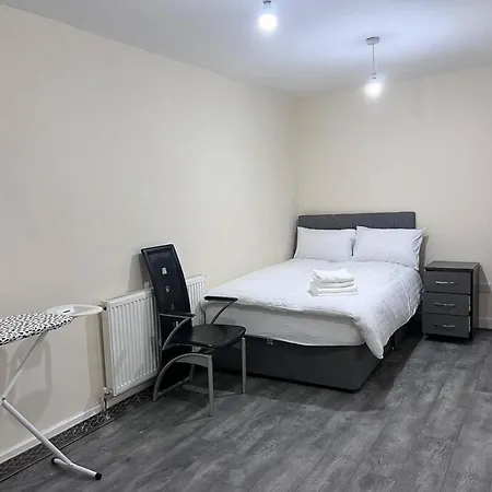 Apartment Luxury 2 Bed In *