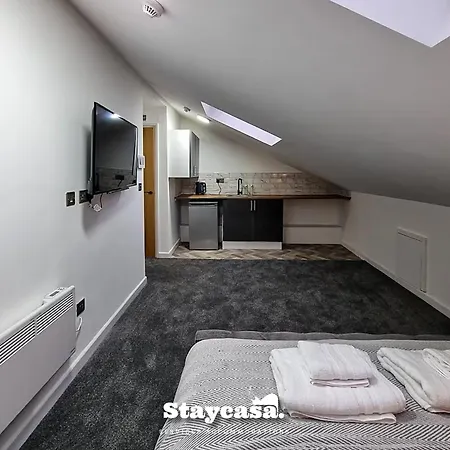 Delightful Spacious Haven With Large Driveway בית נופש *