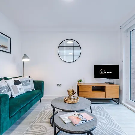 Appartement Athena Suite: Mdn 2bd W/ Roof Terrace *