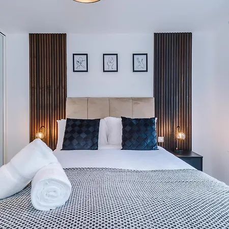 Appartement Athena Suite: Mdn 2bd W/ Roof Terrace *