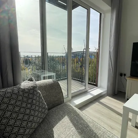 Balcony - Views Of Etihad Stadium - Near Coop Live Arena - Free Parking 아파트 맨체스터