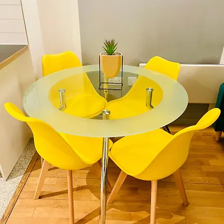 Sky Place 2* Manchester