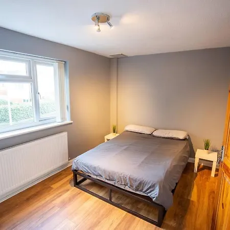 Entire 1 Bedroom House In