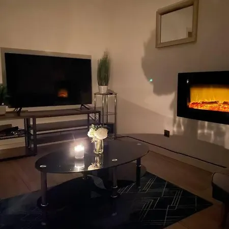 2 Bed Centre Manchester