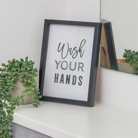 The Salford Quay, Warm & Beautiful With Hyper Fast Wifi & Great Views! *