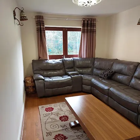Dobcross Close Apartment Manchester