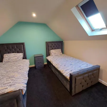 دوبكروس كلوز * مانشستر