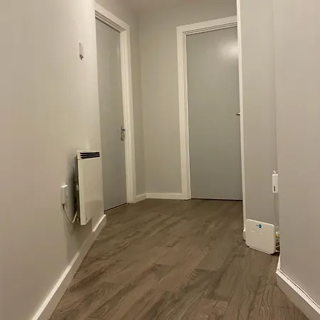 Stylish City Centre By Cloud Apartman *