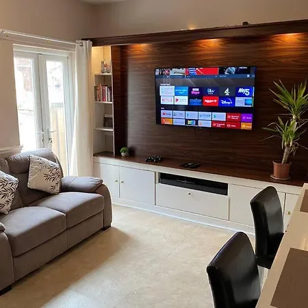 Warm Family Close To City Centre *