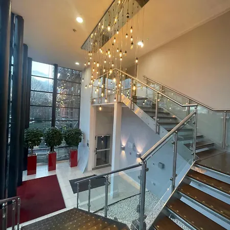 Old Trafford Cityview En-suite Apt