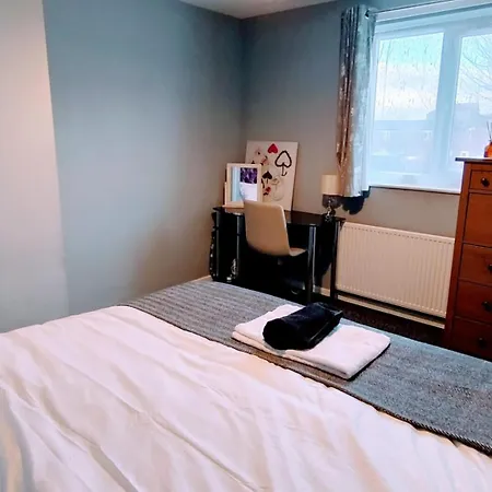 別荘 Great Value Comfort Free Parking Near マンチェスター