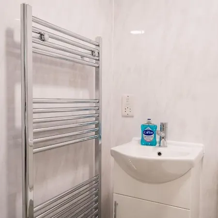 Unique Studio; Newly Renovated דירה מנצ'סטר