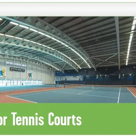 Проживание в семье Etihad Stadium & Coop Live Arena *