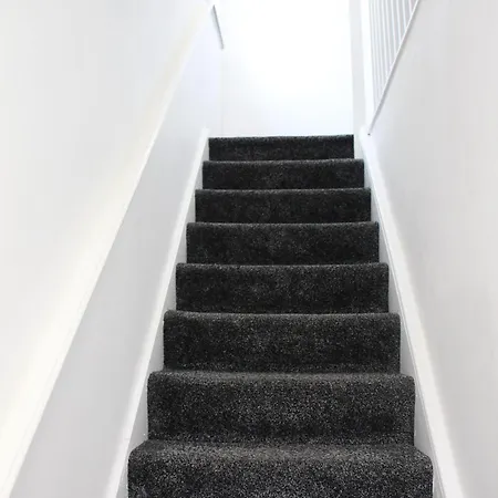 Apartment House Near Centre & Etihad, Free Parking & Garden Manchester