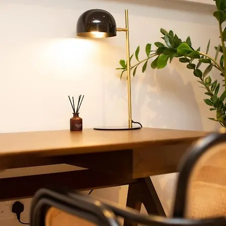 公寓 Chorlton Stylish & Roof Terrace *