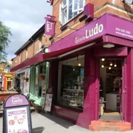 Chorlton Stylish & Roof Terrace Appartement *
