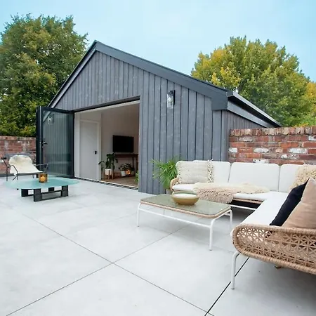Chorlton Stylish & Roof Terrace Appartement *