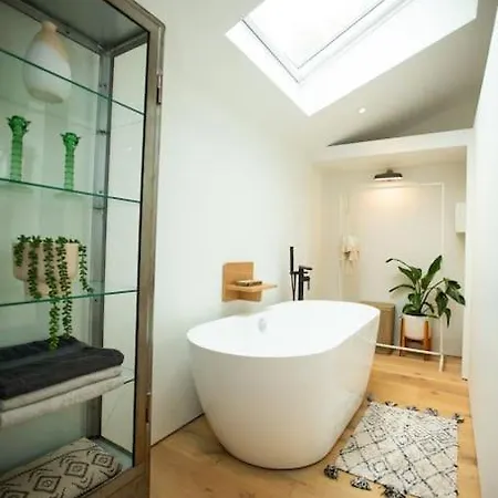 Chorlton Stylish & Roof Terrace * 曼彻斯特