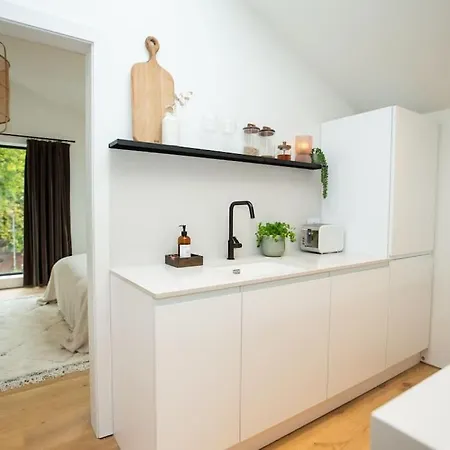 Chorlton Stylish & Roof Terrace Manchester