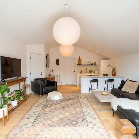 Chorlton Stylish & Roof Terrace 公寓